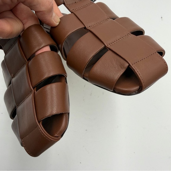 NEW Everlane Rum Brown Leather Fisherman Day Sandal in Size 6
